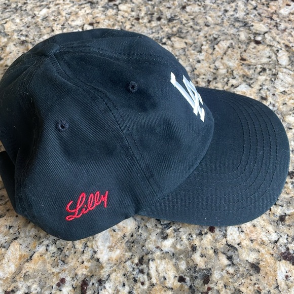 LA Dodgers Black Dad Style Baseball Hat NWOT slide adjustable 100% Cotton - Picture 3 of 6